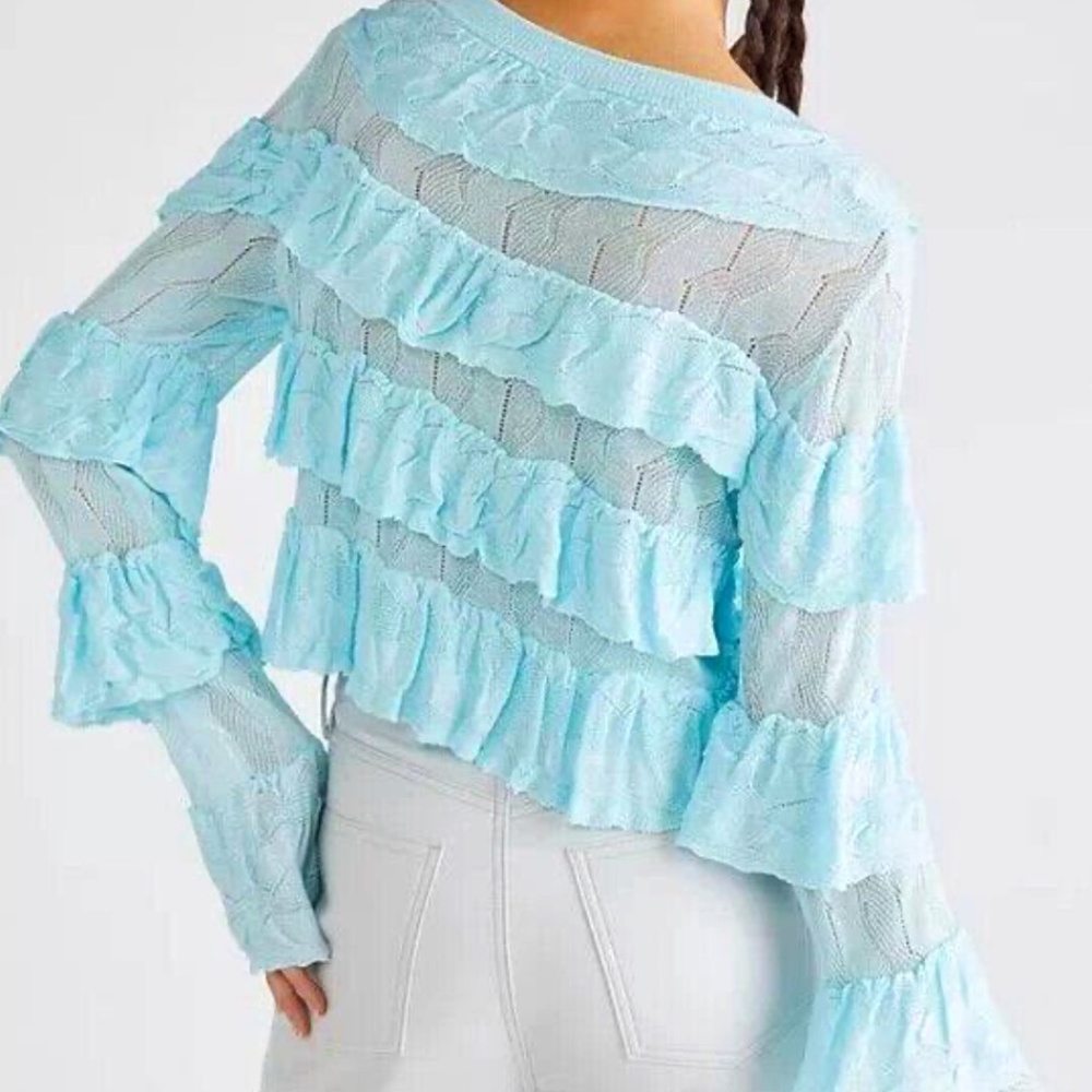 NWOT FREE PEOPLE RUFFLE CARDI SIZE LARGE, ICE BLUE FAIRY.   (DISCOUNT: 3/$30)